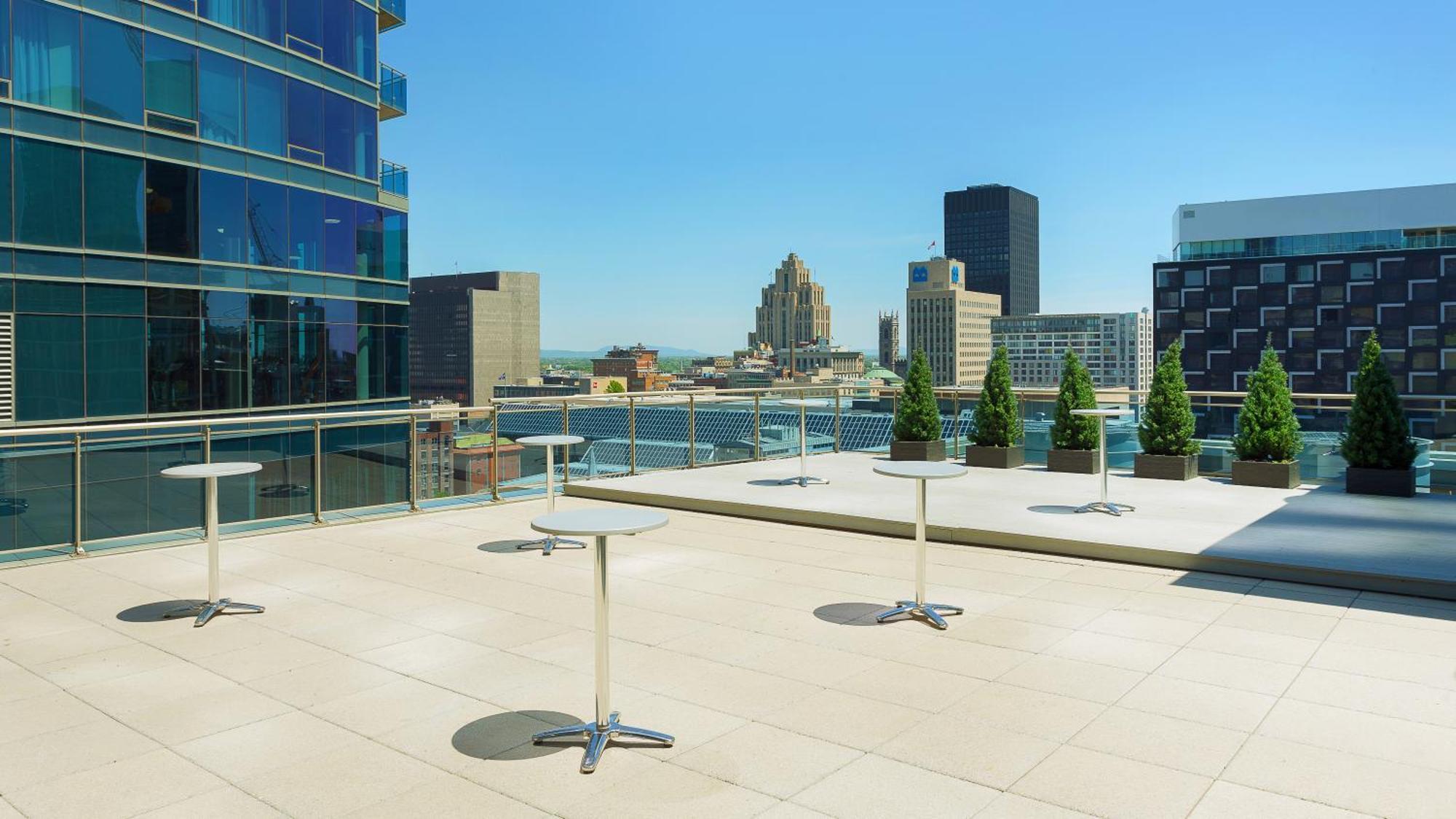 Courtyard Par Marriott Montreal Centre-Ville — Photos 1