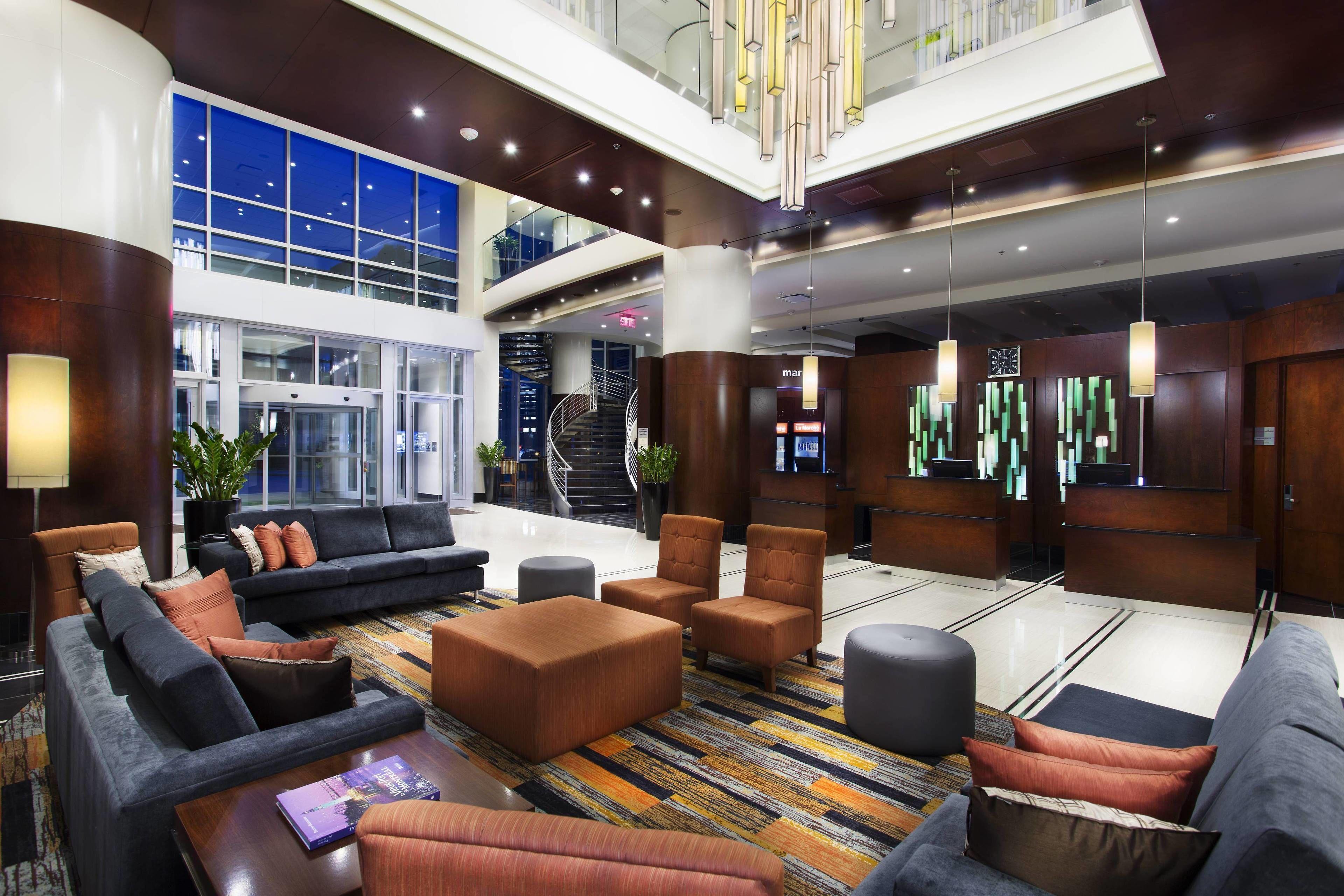 Courtyard Par Marriott Montreal Centre-Ville — Photos 2